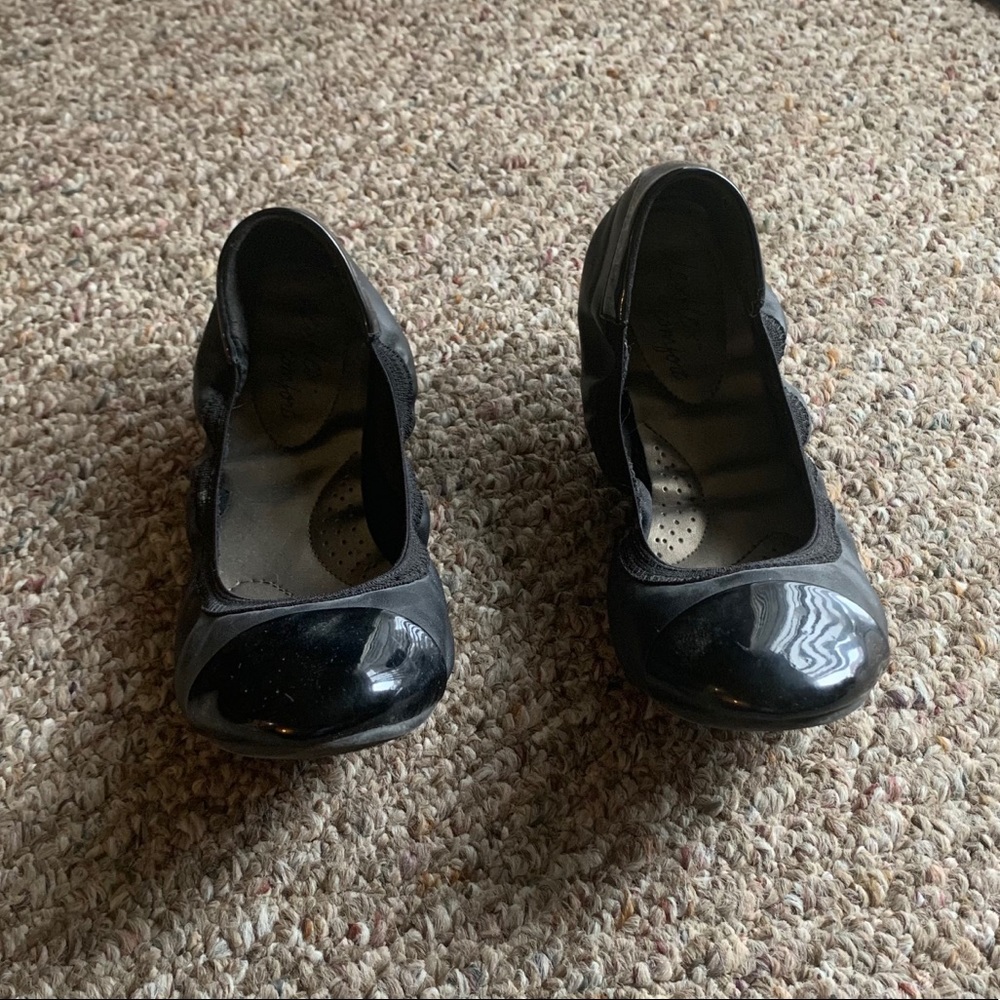 Patent Toe Black Ballerina Flats W8